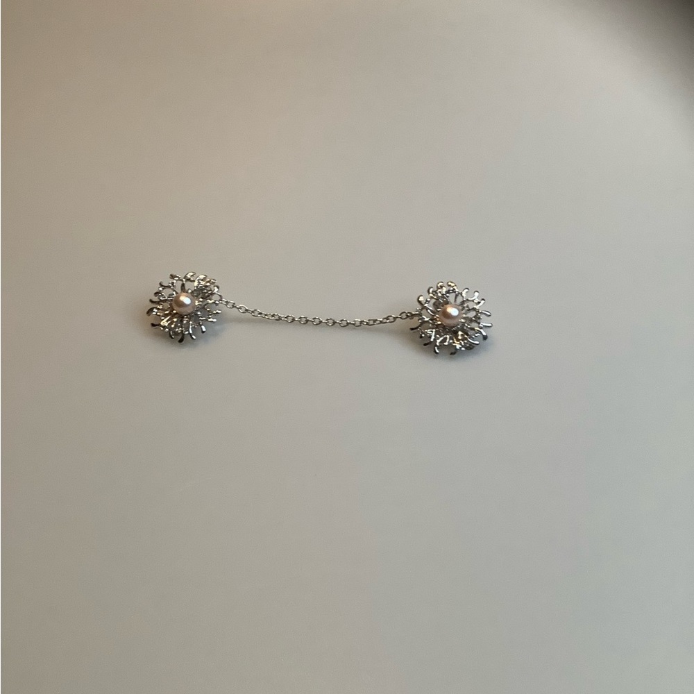 Fashion Sweater Clips